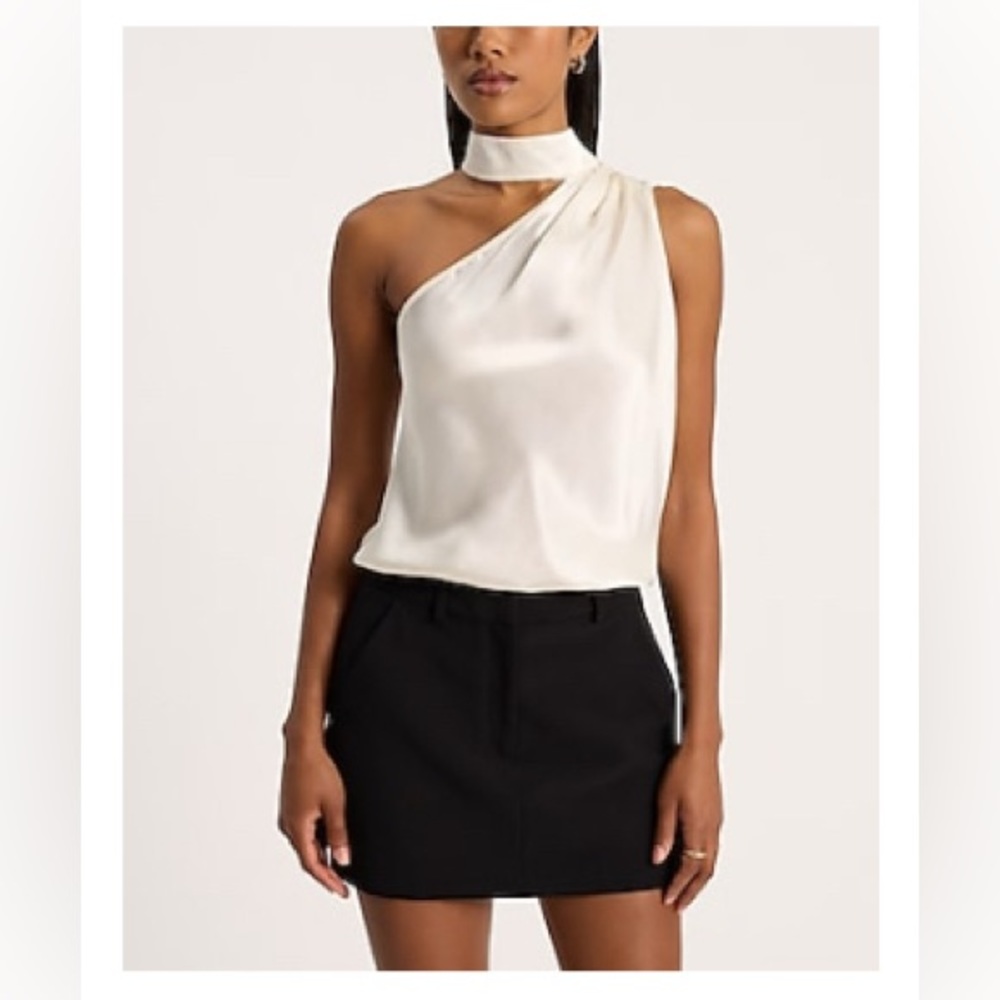 Express Asymmetrical Mock Neck in Ivory